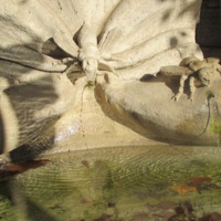 fontana delle api 2.jpeg